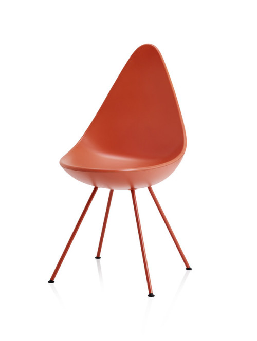 Arne Jacobsen, chair Drop, 1958. Re-edition Fritz Hansen.