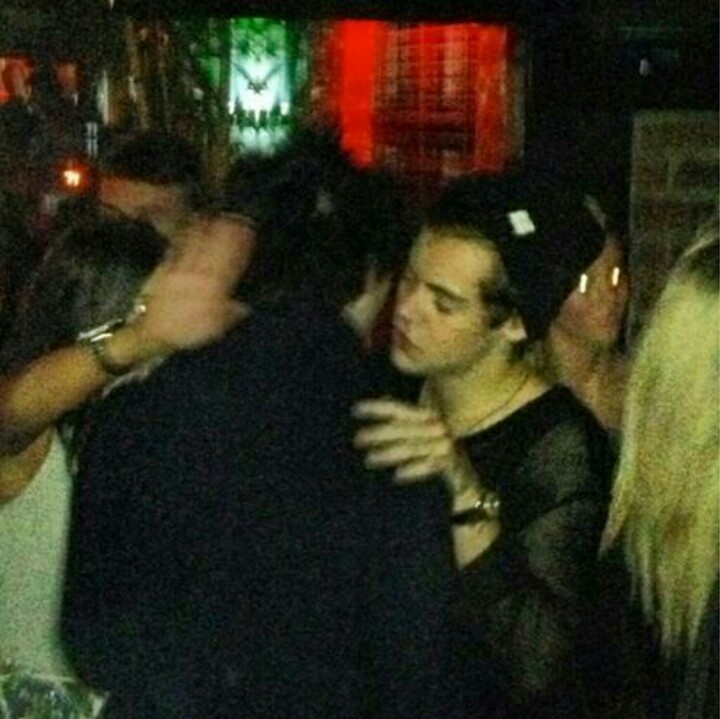 stuckinstylinson:  Harry + Men