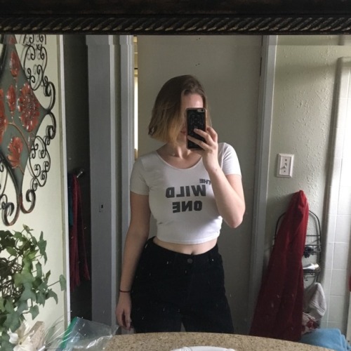 dreamgrl1998:t shirt mood