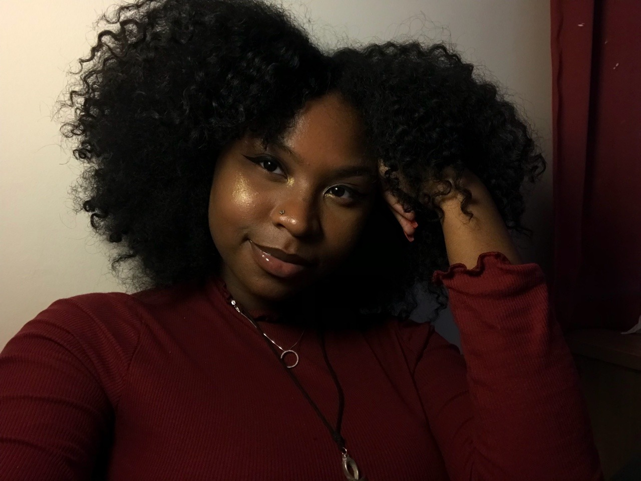 kenfinityandbeyond:I am of the “so black,” I glow in the dark and melt in the