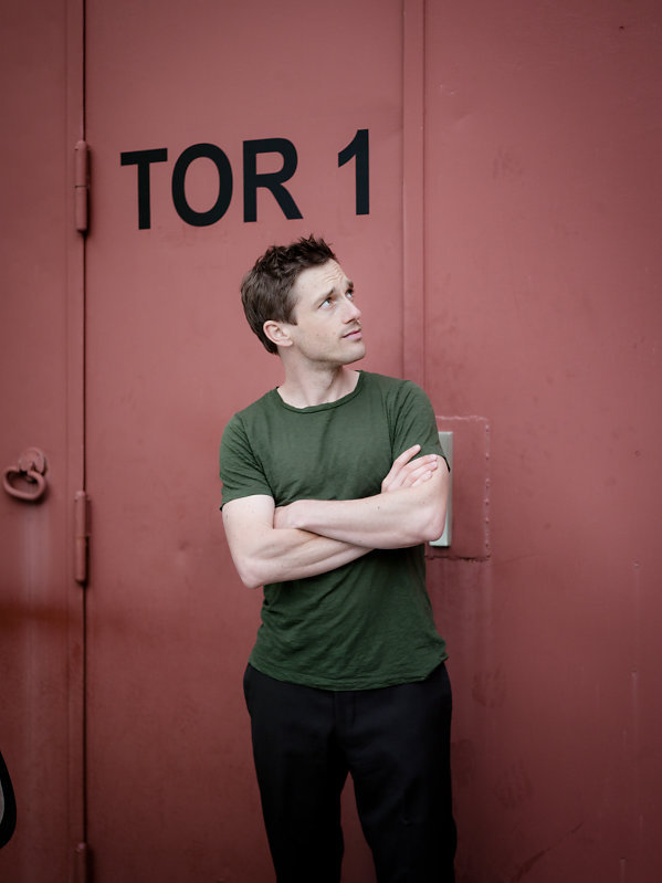 growupwendy:  Volker Bruch by Nadja Klier  