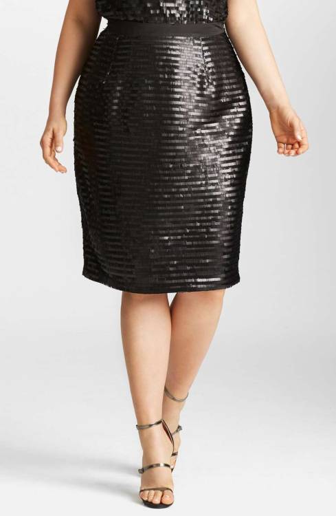 Fringe Sequin Pencil Skirt (Plus Size)