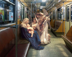 boredpanda:    People From Classic Paintings Inserted Into Modern