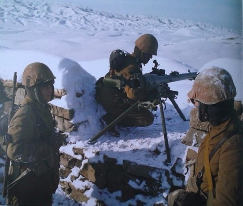 enrique262:Soviet-Afghan war, Soviet recoiless gun team deep in the mountains of Afghanistan. 