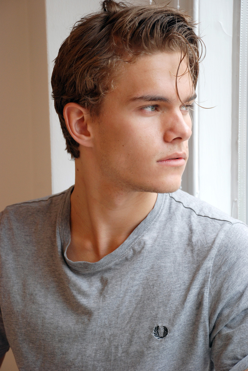 perfectlymale:  Johan Nikolai 