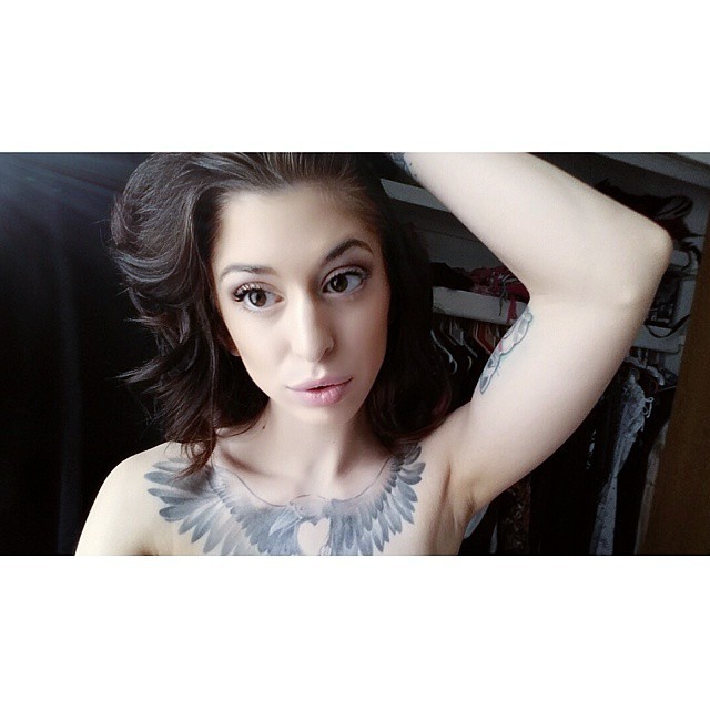 alicasanova:  👑 Rise, Shine, Conquor, Rule 👑 #girlswithtattoos #chestpiece