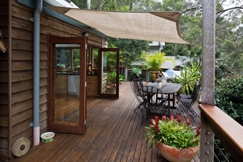 fuckyeahawesomehouses:  Cedar and Glass House, Australia