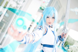 vandariwuuuuutcosplay:  Character: Asuna