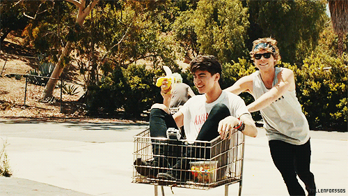 fallenfor5sos:5 Seconds Of Summer: Amnesia