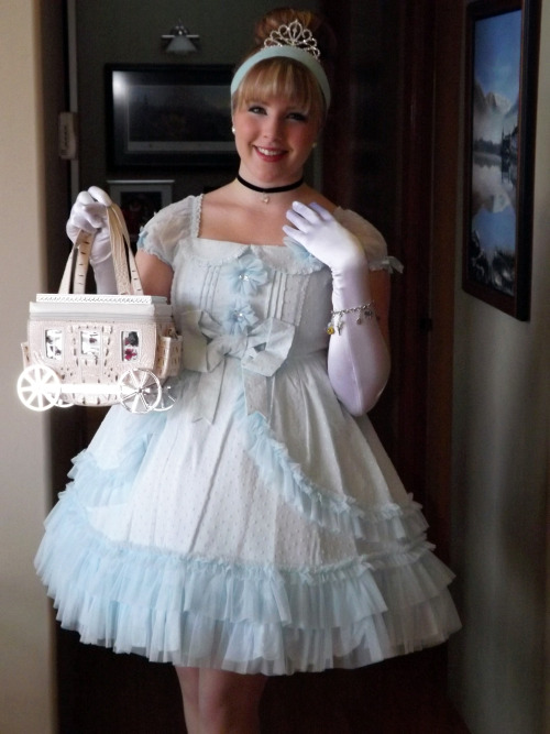 cadney:  xxapollinexx:  Saturday of Anime North I did a lolita Disneybound of Cinderella!  It was a lot of fun.  So many little kids wanted to take pictures with me!  It was adorable.  Cassandra, you looked literally flawless in this outfit.And the