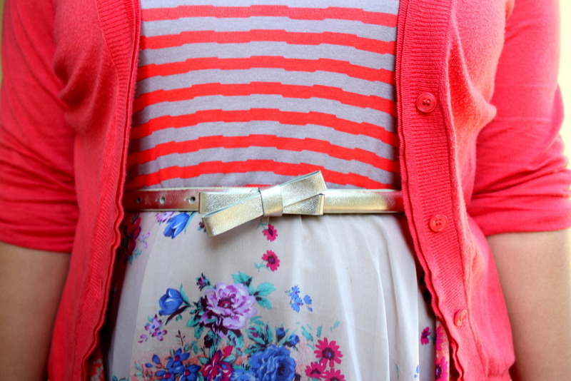 asecondtoforever:  Went with a beach themed outfit today~ I’m lusting after the