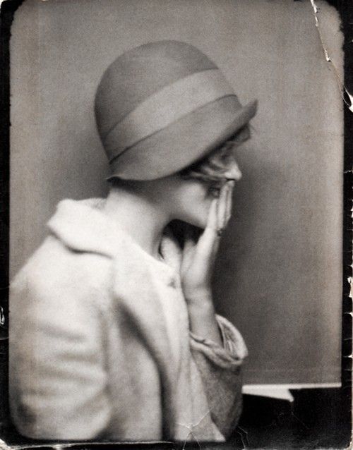 poppies-for-ophelia:  Vintage Photo Booth Pictures 