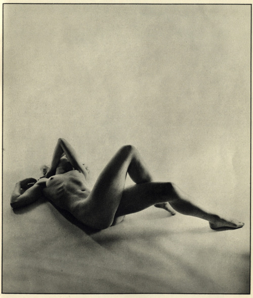 oldalbum:  by Philippe Halsman (1950s)