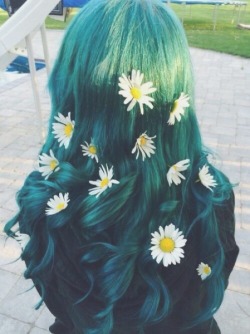 hipster-for-a-life:  SceneHair