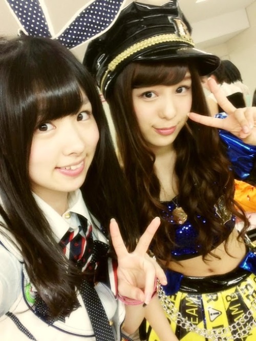 akibeya:  岩立沙穂 - Google+ - こんばんは♪ もう24時を回ってしまった… やっほー2月(o^ ^o) / 日々大切に過ごしたいな。 …  岩立沙穂　小嶋菜月