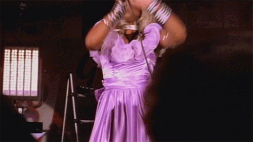 femmequeens:  Lil’ Kim - “It’s All About The Benjamins” directed by Spike