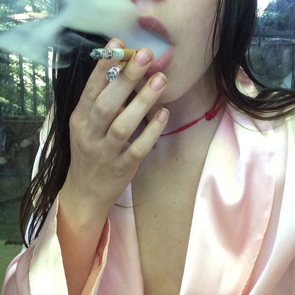 fractalacidfairy:  wednesdaydaddams:  If I smoke 2 100s does that make me 200?  This