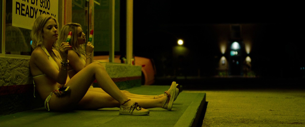 euo:  Colors in Spring Breakers (2012) dir. Harmony Korine 