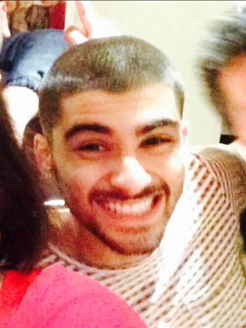 prettymuchjustsomezain: MALIK N CHEESE