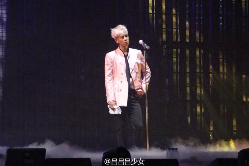 yoritop:  HQ TOP MADE in tour cr:logo