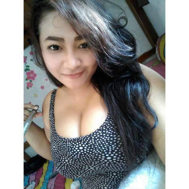 kesegaran:  hangittorey:  Tetek lawa   Wow my taste