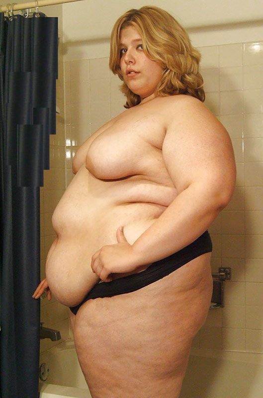 gainingssbbwfeedeepiggy: Wanna fuck a busty bbw tonigh? - CLICK HERE!  