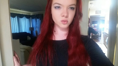 kitchmewls: My hair is now a darker red. I love it.