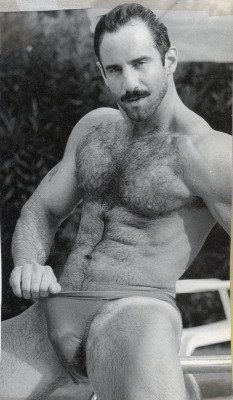 Follow my two hairy men blogs:http://sambrcln.tumblr.comhttp://hairysex.tumblr.com