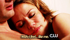 salvatoredobrev:  top five nathan &amp; haley kisses » 8x01.