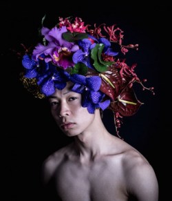 asylum-art: Botanical Headdresses by Takaya (Sakaki)Japanese artist Takaya decorates head’s models of botanical sculptures composed by blooming flowers, withered plants, and stuffed birds. Colorful works that create an extra-ordinary and dreamlike