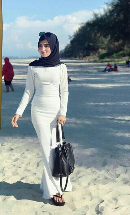 nurid87: Ada yang nk isap pepek i ke hehe Mehh I nkk