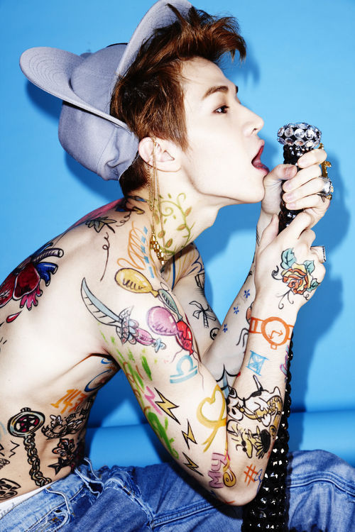 xianhua:  the mv teaser for “trap” will be released today at henry’s official