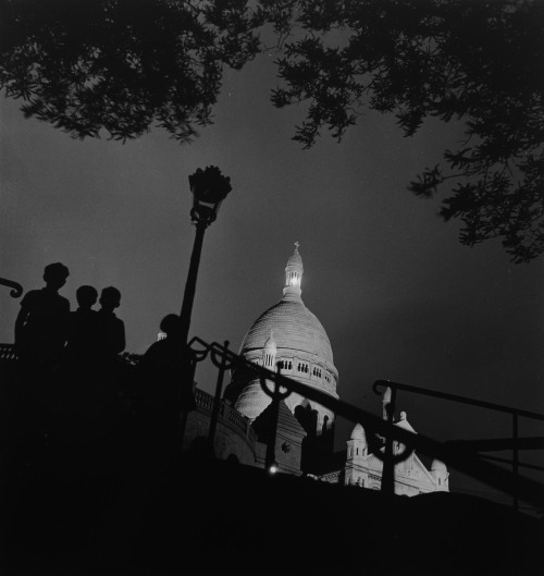 Paris, Le Sacre Coeur 1935 by Roger Schall.