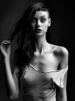 strangelycompelling:  Photographer - Peter Coulson Model - Alice Kelson @ Vicious Models SC | SC on Facebook  