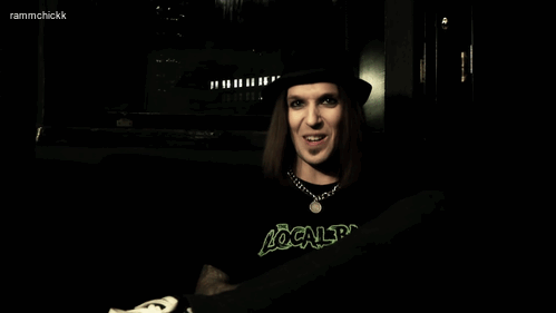 rammchickk: Do you do vocal exercises on tour before going on stage?I’m usually screaming at a