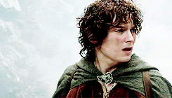 vinterfell:Frodo Baggins looking pretty in The Two Towers (x)