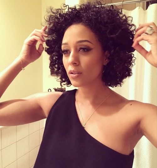 weareblackroyalty:Tia Mowry-Hardrict