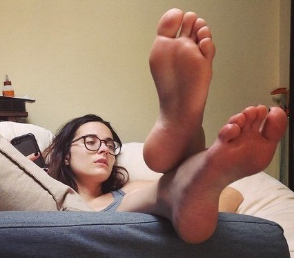 Lickable Feet