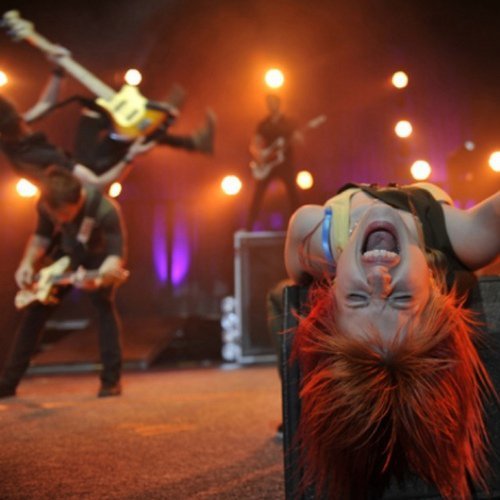 Sex paramore-fan-blog:  LOVE this picture pictures