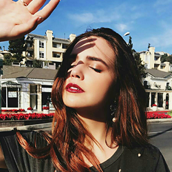 Voir un profil - Gemma Anderson Tumblr_p168wcSdXb1tc5gvpo2_250