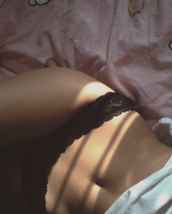 miascatxx:Lazy evenings