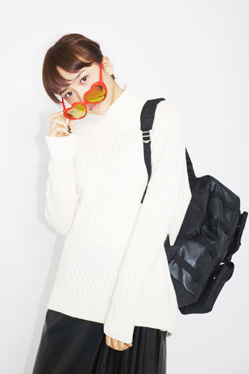 yoimachi:  Weekly 写真館 - .st｜ドットエスティ 松井愛莉 