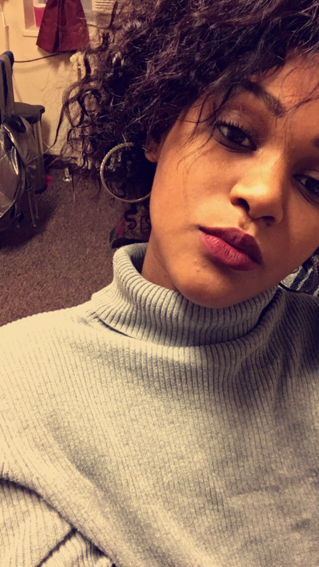 mirqueer:  Carefree young educated black woman 👀