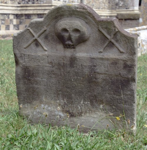 Memento Mori St Margret&rsquo;s Church Lowestoft. 