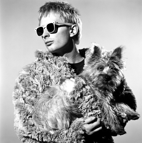 sadimagination:  Thom Yorke by Steve Double (1995) 