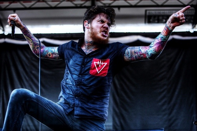 tunlayawat:  Mike Hranica. 