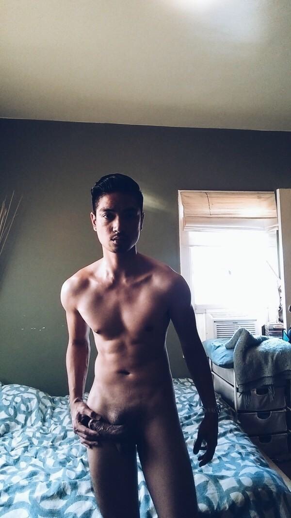 zackzafriel:  puteramart: henson71:  Great position  Mantap  nice!