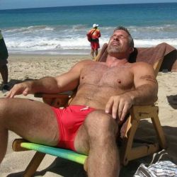 stratisxx:  Hung daddies on the beach always