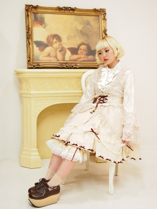 Antique Doll Inspired Fashion by Indie Japanese Label Priere Published a short profile of independen