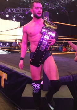 unstablexbalor:  (credit) 